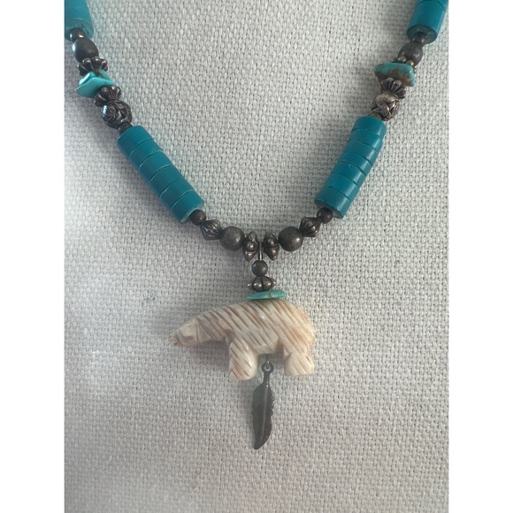 Vintage Howlite Turquoise Beaded Necklace - Picture 3 of 5